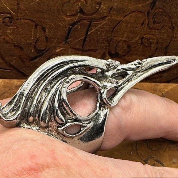 Axel Stocks 1990s Bird Skull Ring Signed Size 8 Detailed - Picture 3 of 15